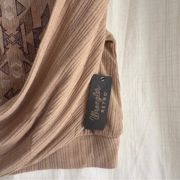 NWT Wrangler Retro Embroidered Square Neck Sweater - Size S - Picture 4 of 7